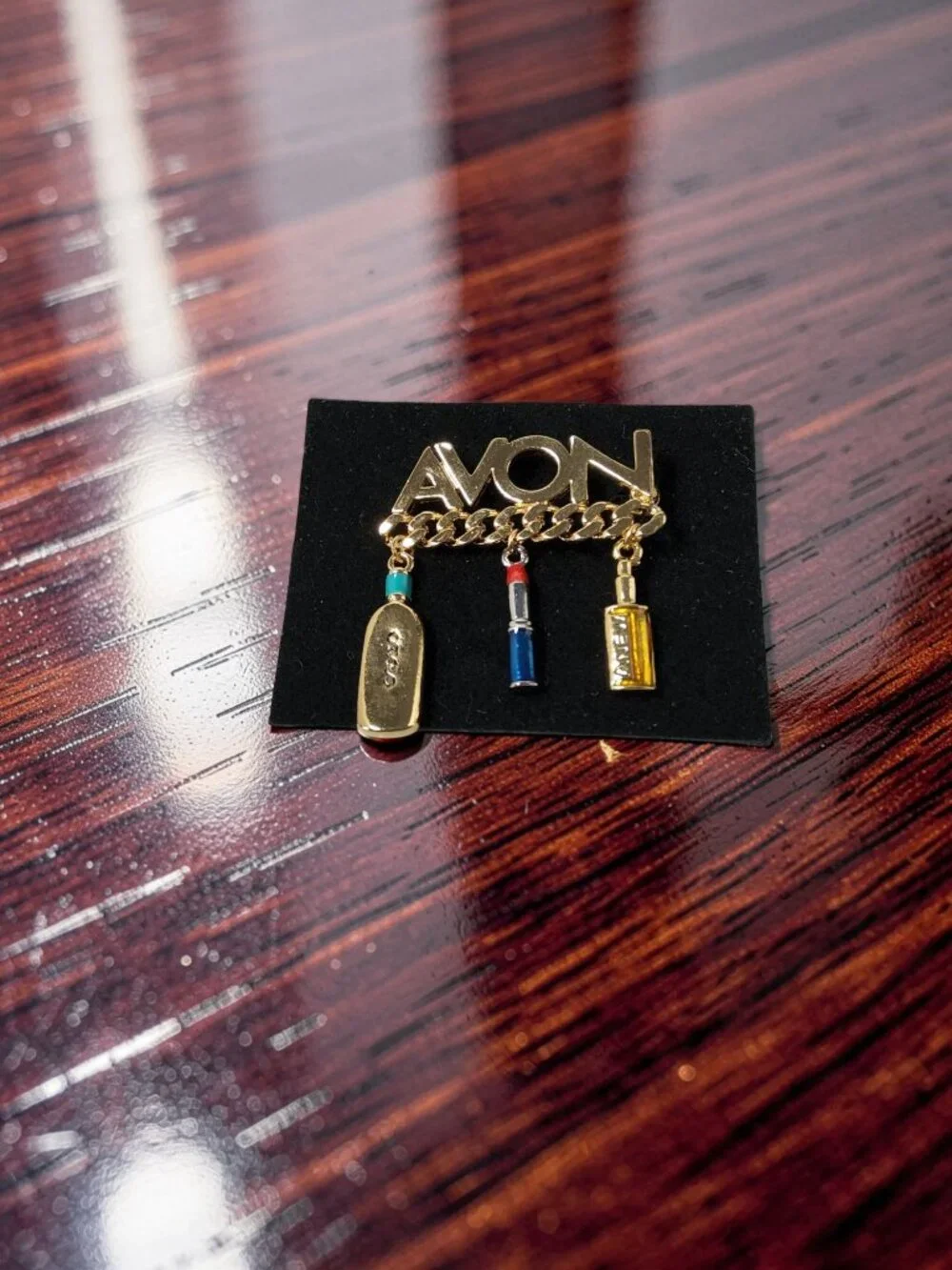 Avon this vintage